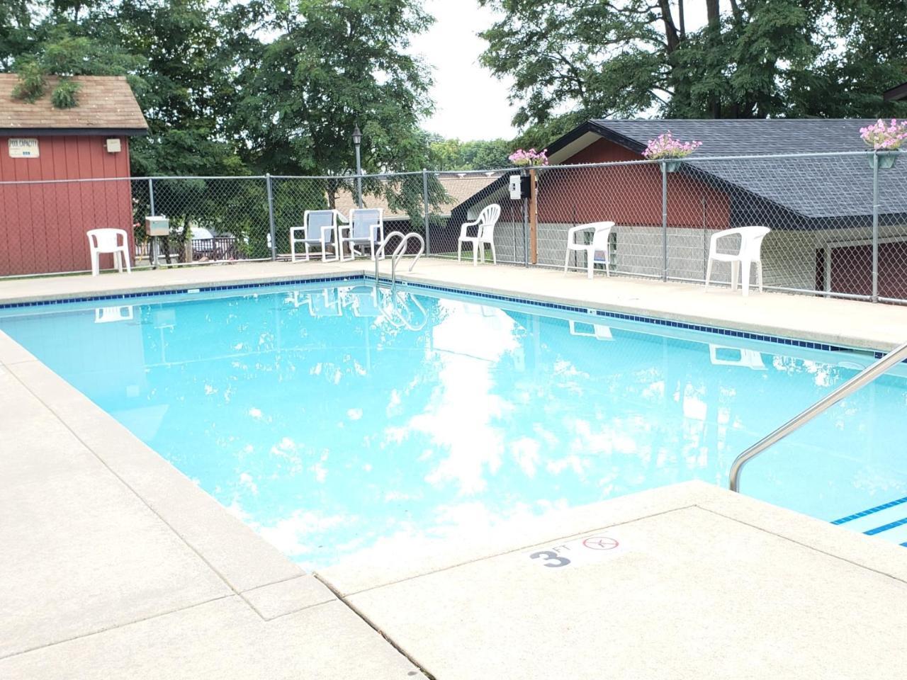 Woodside Dells Hotel Wisconsin Dells Buitenkant foto