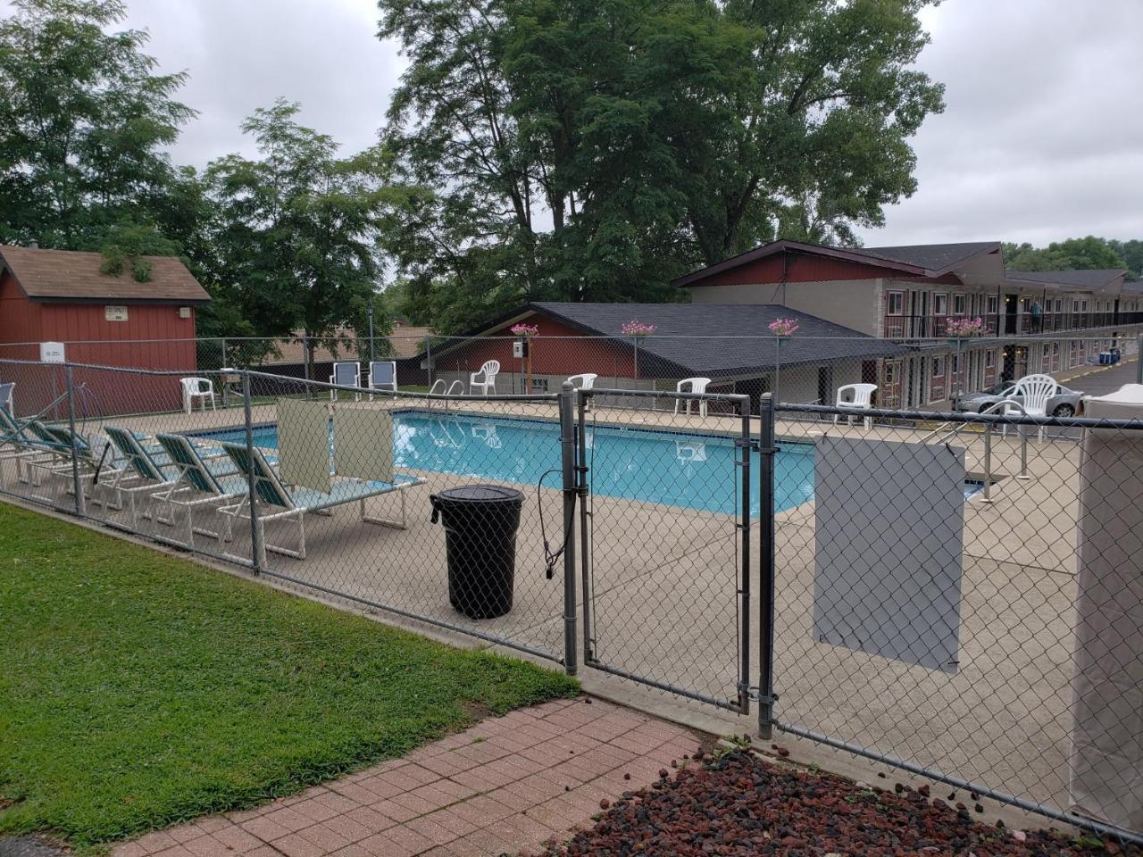 Woodside Dells Hotel Wisconsin Dells Buitenkant foto